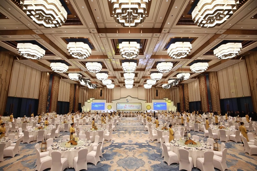 �������������������