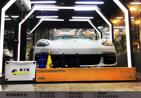 ���γ���